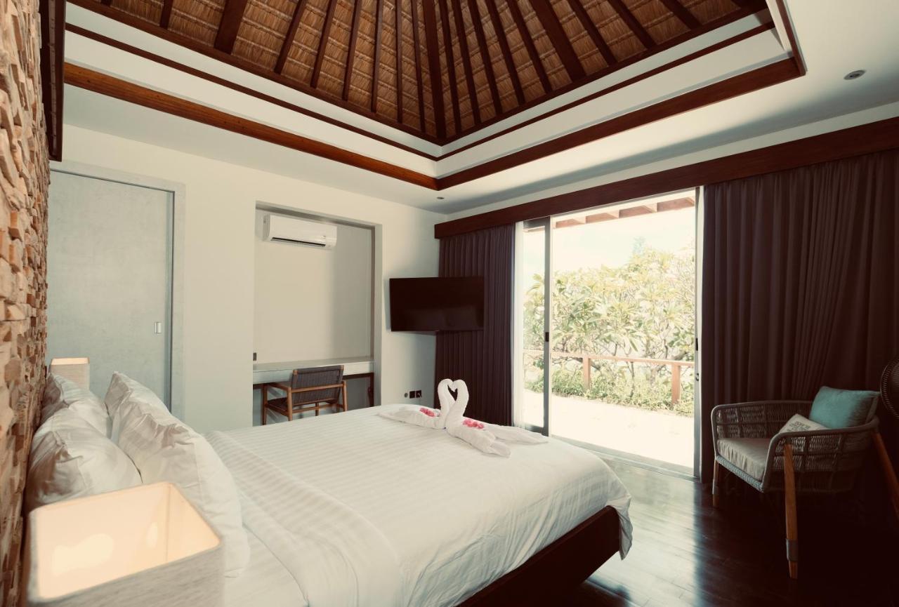 Sunset Palms Beach Villa Jimbaran Buitenkant foto